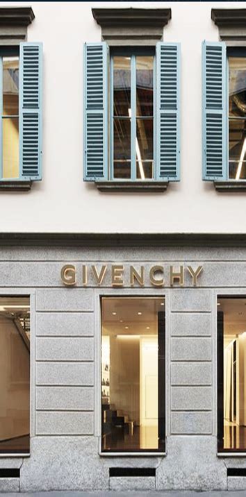 givenchy sede milano profumi|GIVENCHY Sant'Andrea a Milano , .